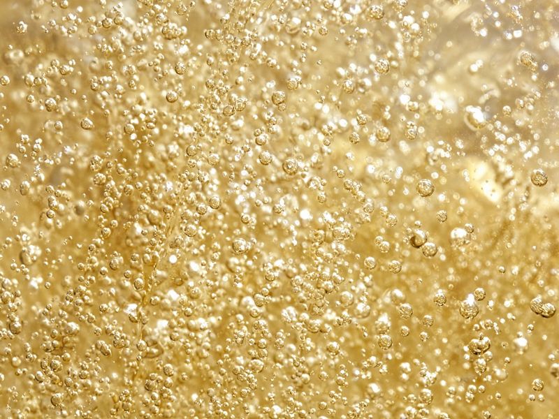 Close-up of bubbles in sparkling wine